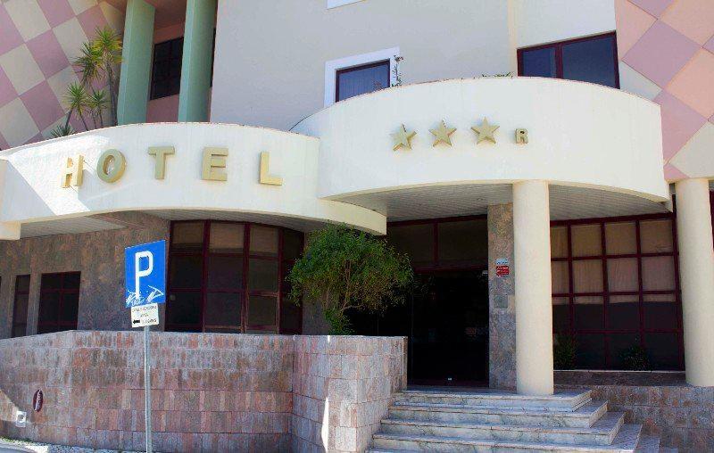 Hotel Arangues Setúbal Buitenkant foto