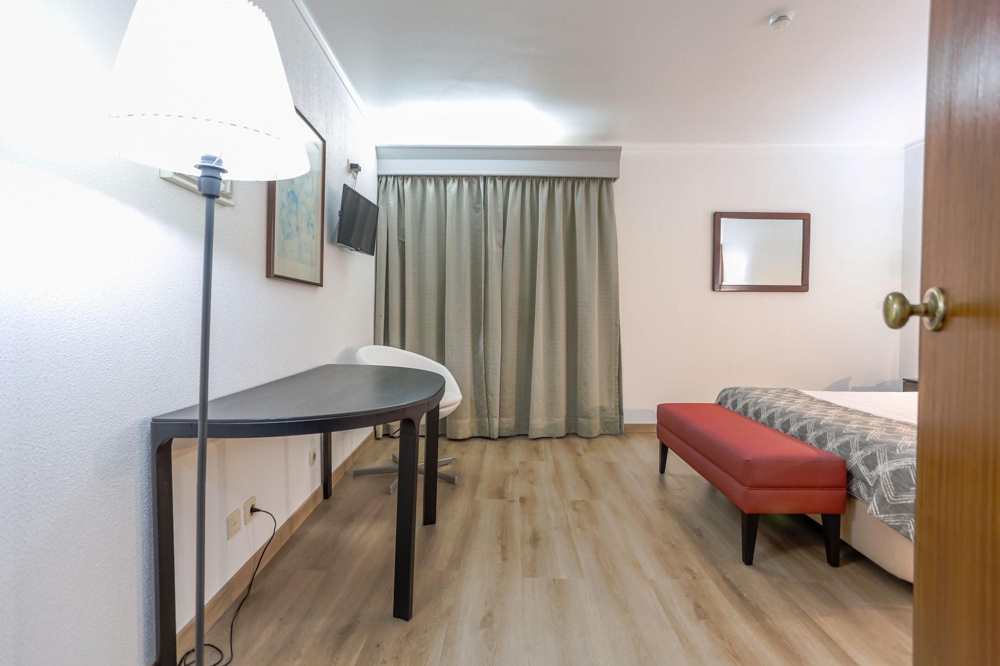 Hotel Arangues Setúbal Buitenkant foto